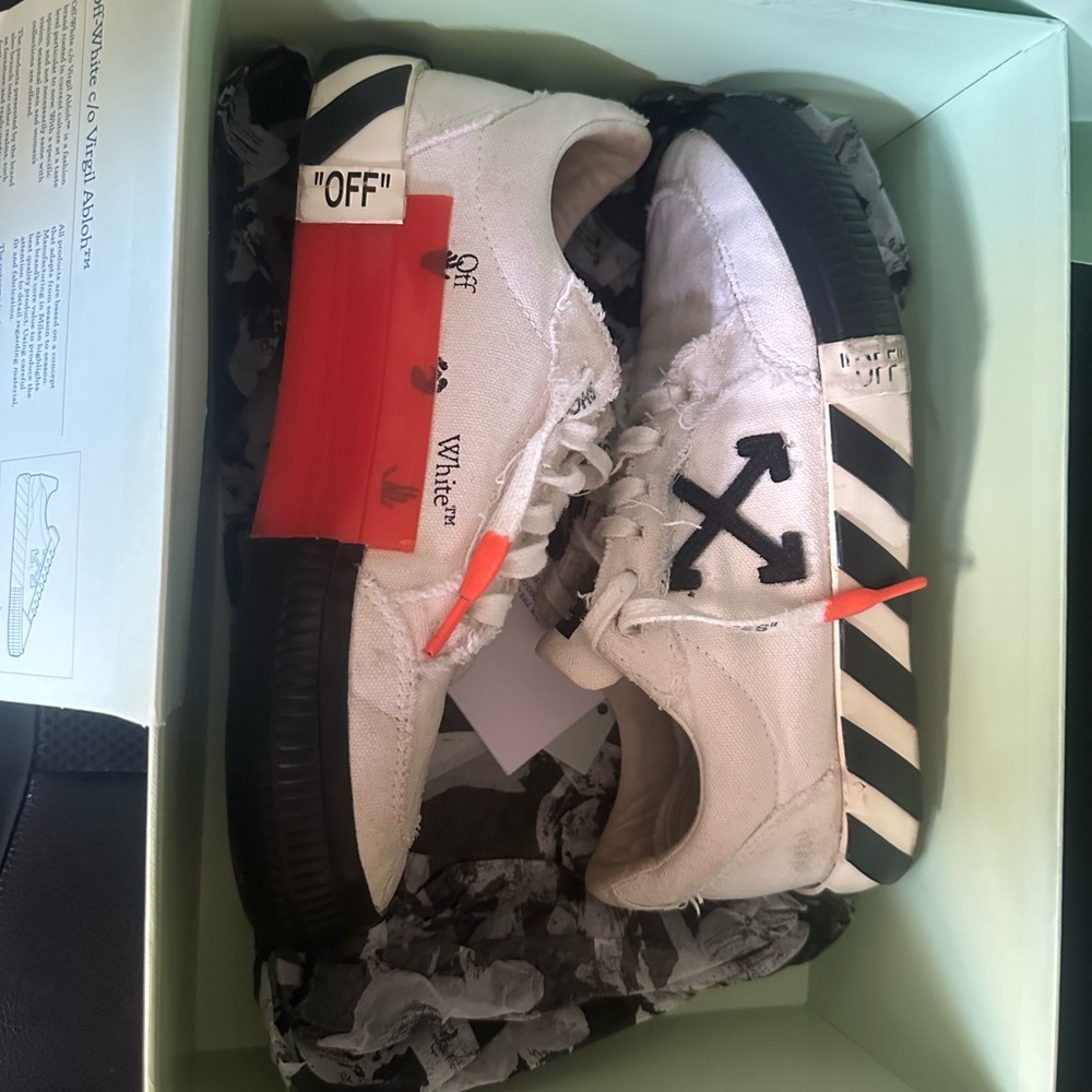 off white vulcanized